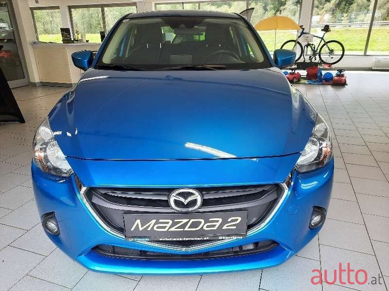 2015' Mazda Mazda2 photo #1