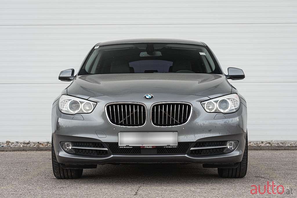 2010' BMW 5Er-Reihe photo #3