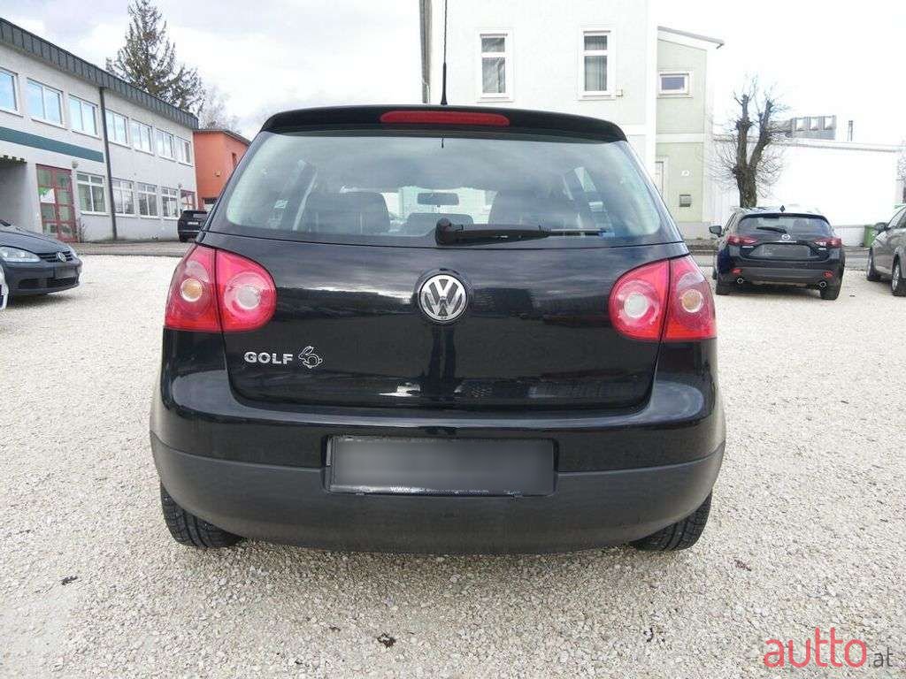 2008' Volkswagen Golf photo #6