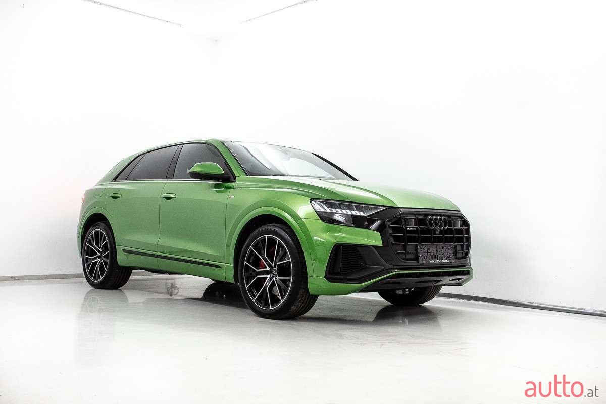 2022' Audi Q8 photo #2