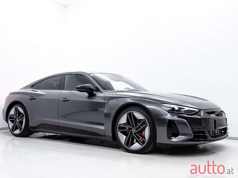 2021' Audi e-tron GT photo #3