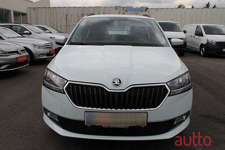 2019' Skoda Fabia photo #2