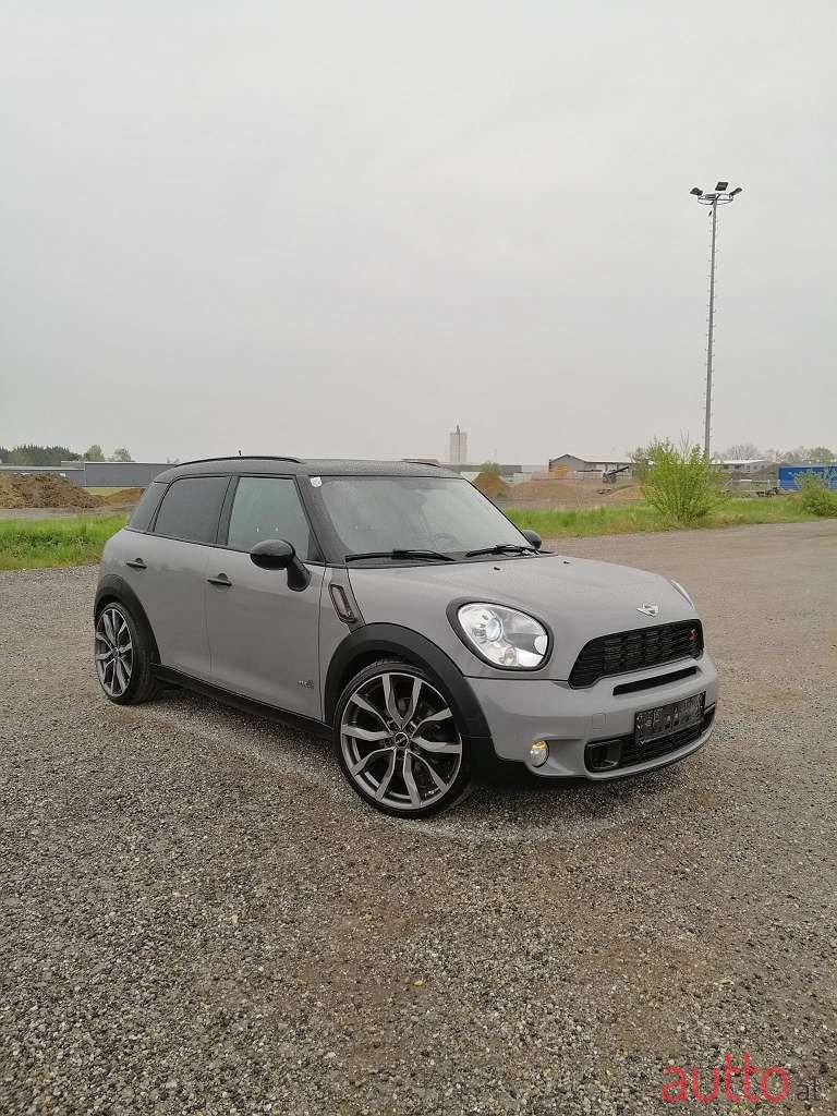 2010' MINI Countryman photo #1