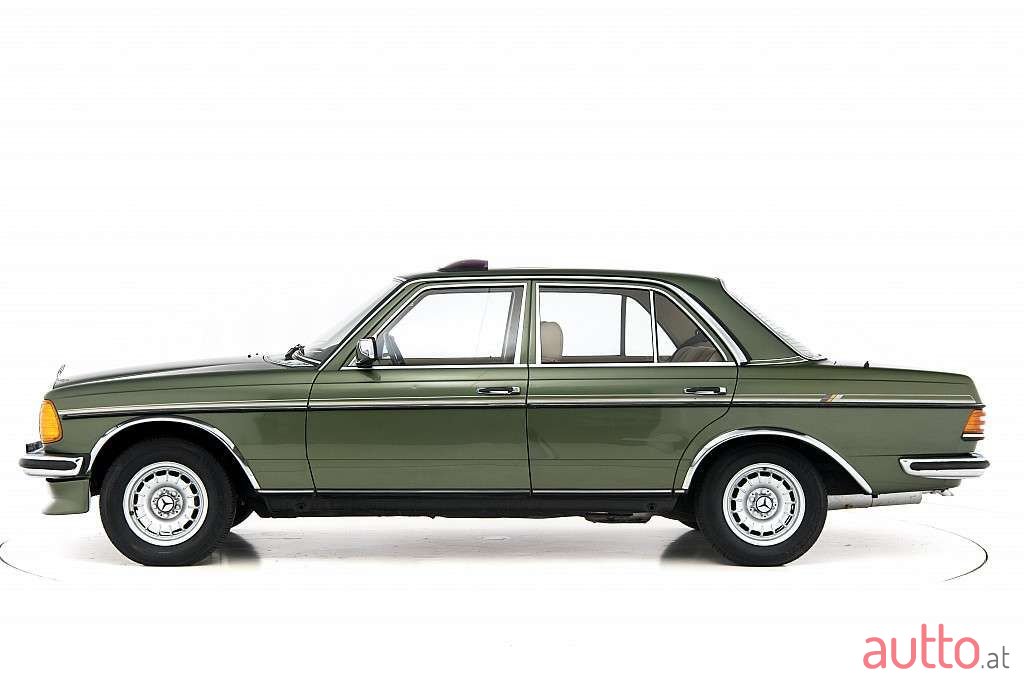 1983' Mercedes-Benz 230 E photo #2