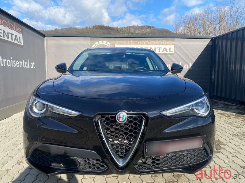 2020' Alfa Romeo Stelvio photo #2