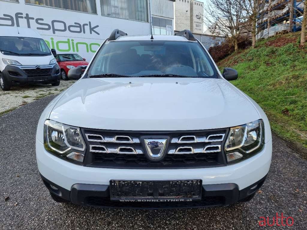 2015' Dacia Duster photo #2