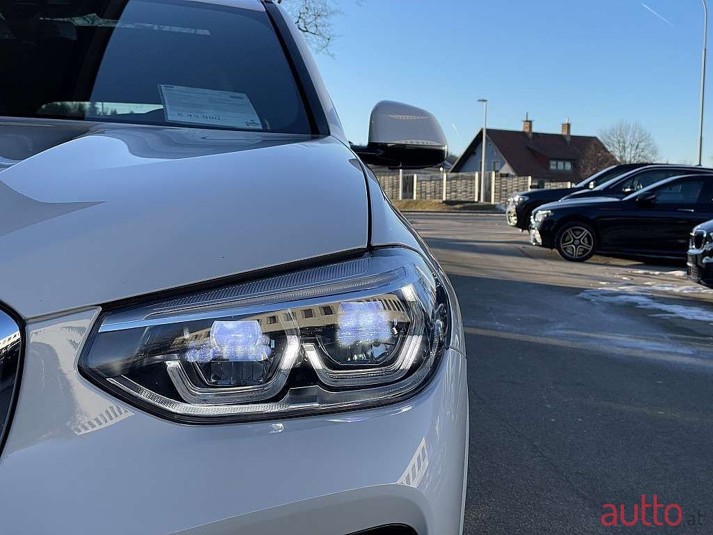 2021' BMW X3 photo #6