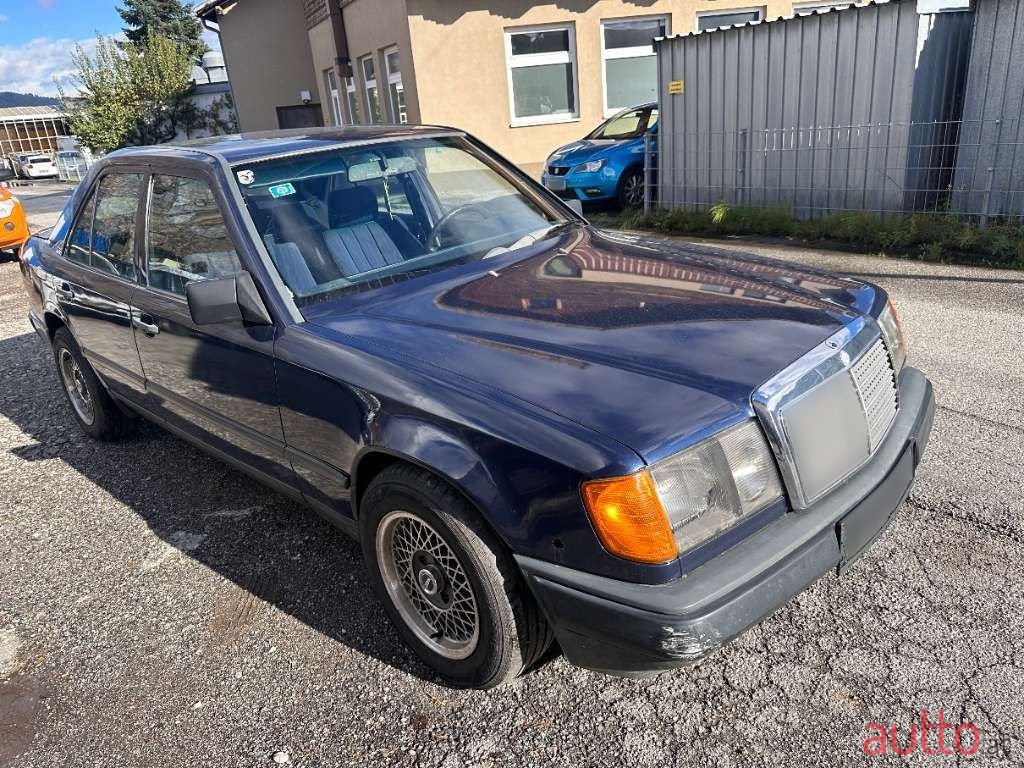 1989' Mercedes-Benz E-Klasse photo #2