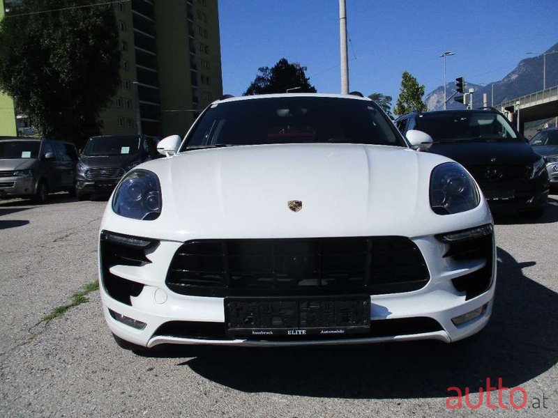 2015' Porsche Macan photo #4