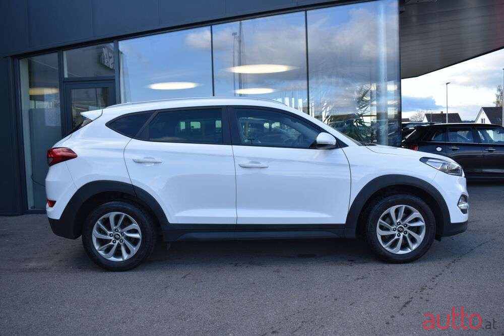 2016' Hyundai Tucson photo #2