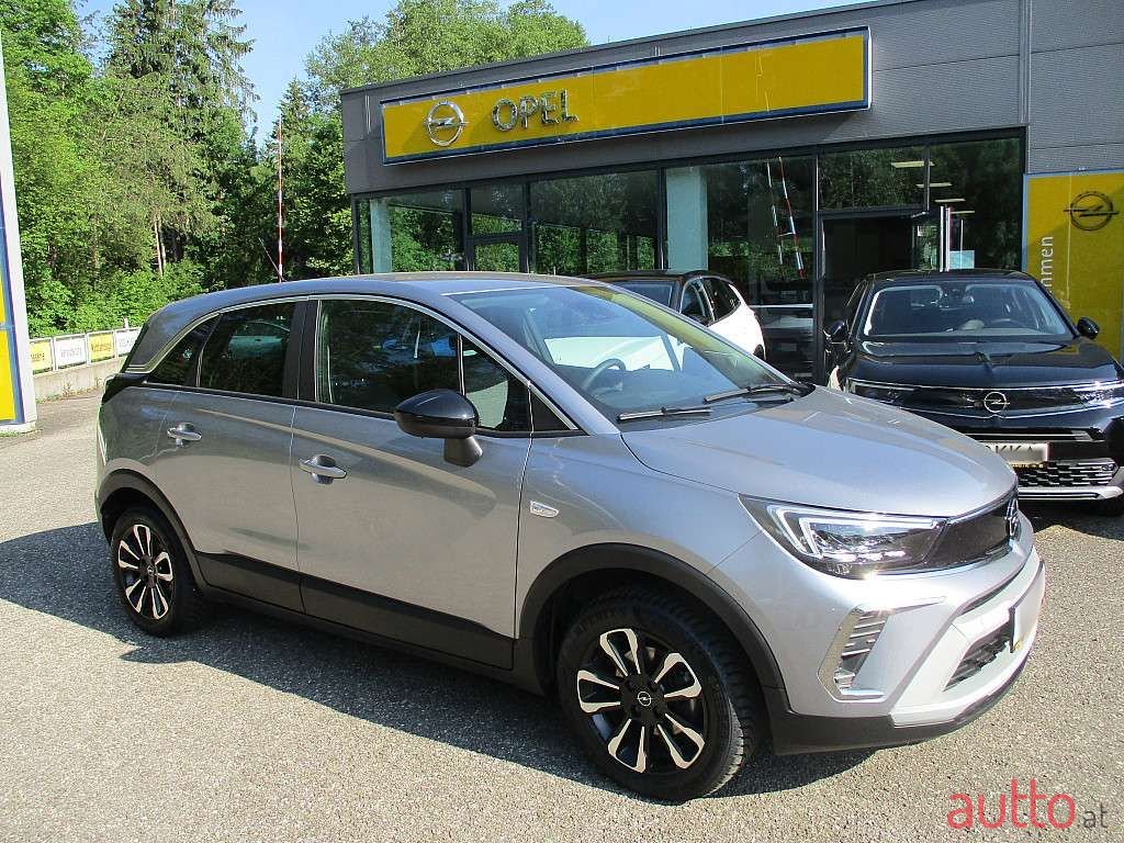 2022' Opel Crossland photo #3
