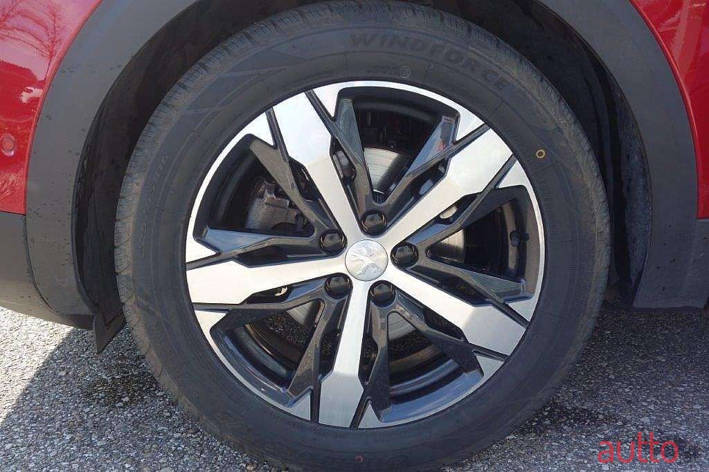 2018' Peugeot 3008 photo #5