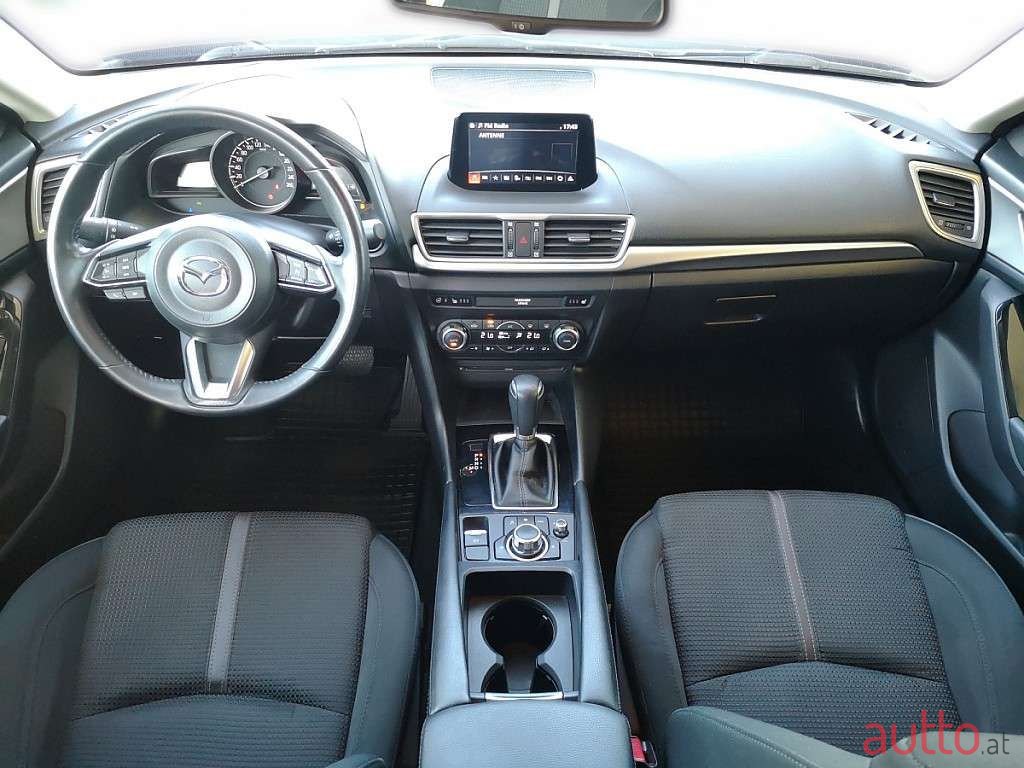 2017' Mazda Mazda3 photo #5