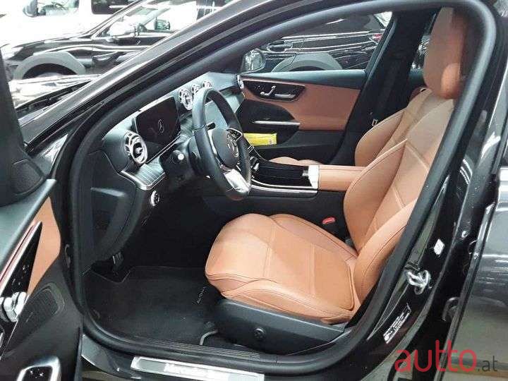 2022' Mercedes-Benz C-Klasse photo #3