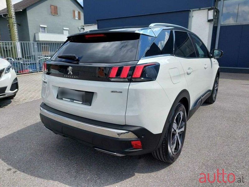 2020' Peugeot 3008 photo #5