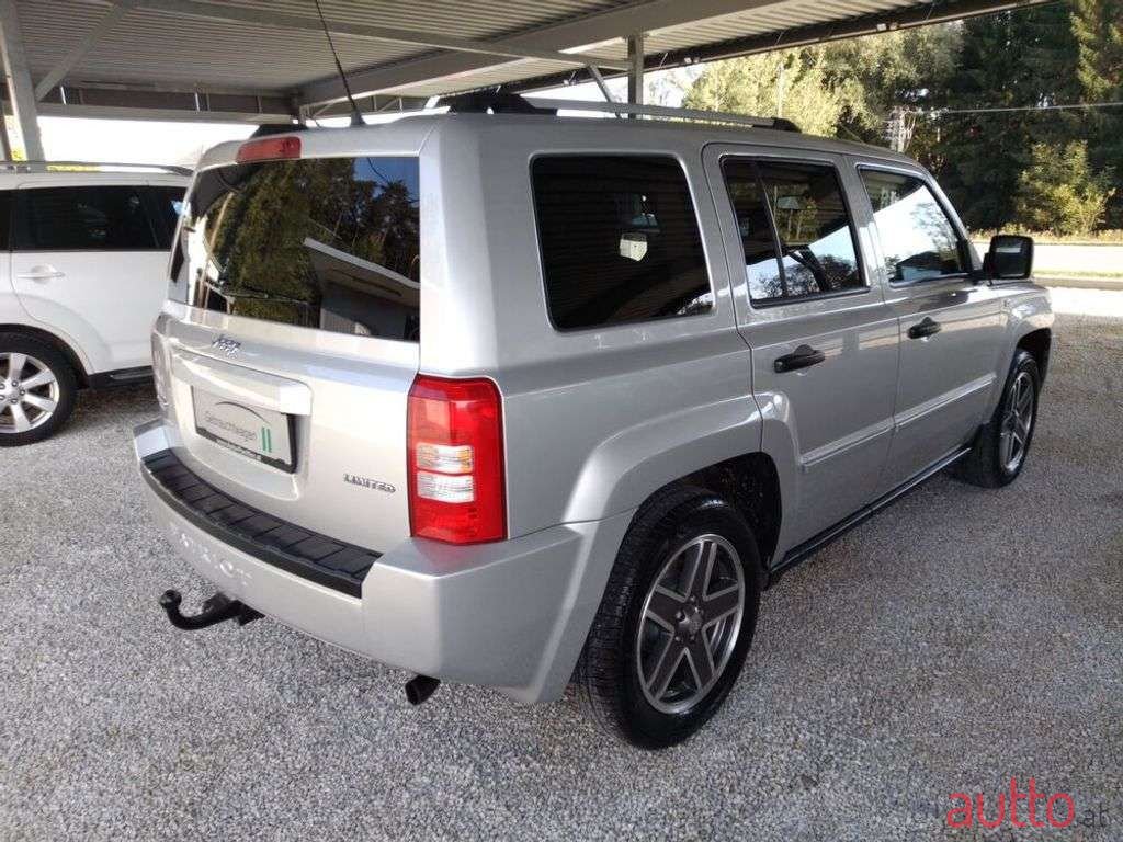 2009' Jeep Patriot photo #2