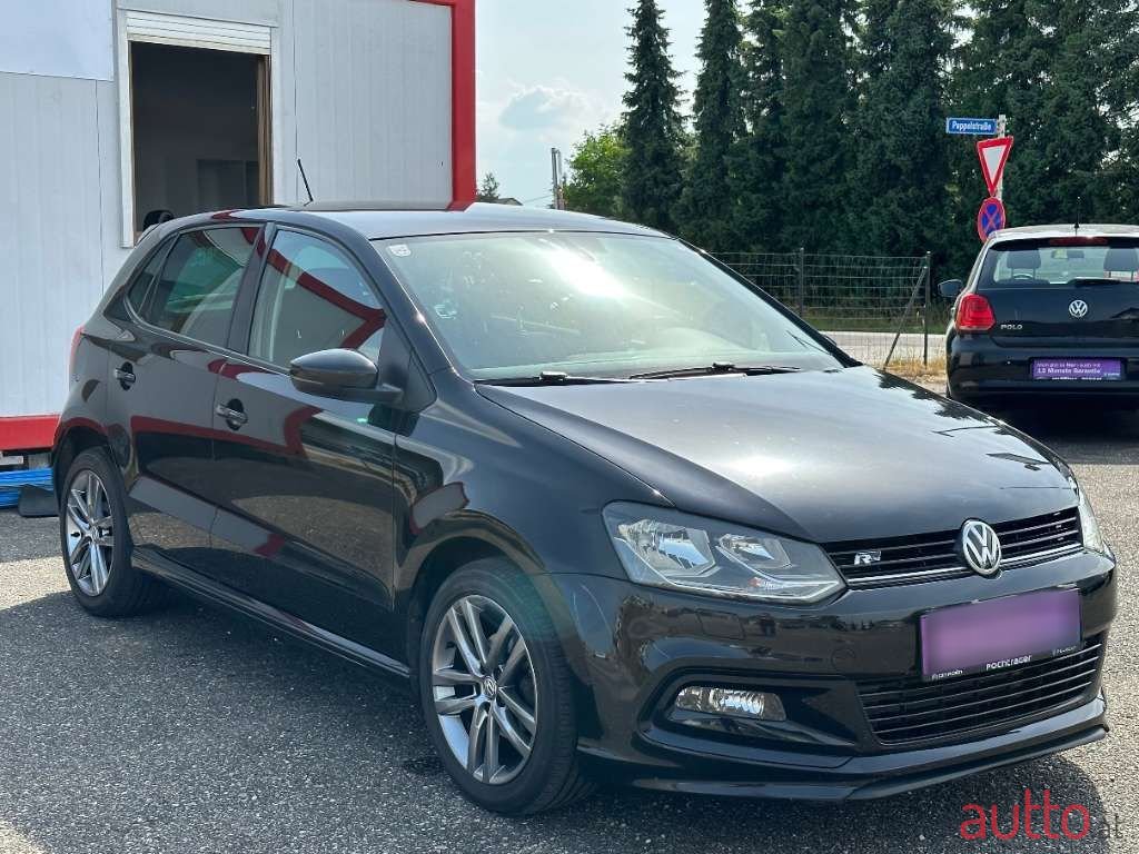 2016' Volkswagen Polo photo #3