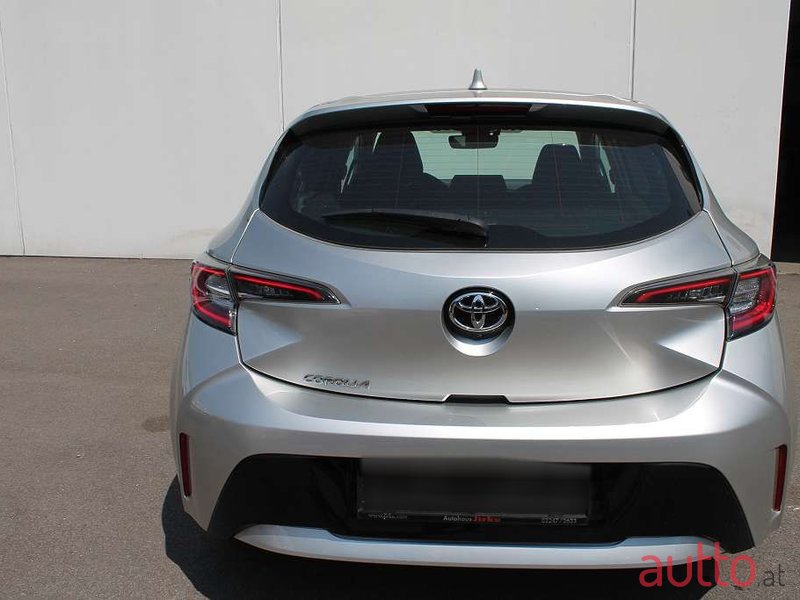 2019' Toyota Corolla photo #4