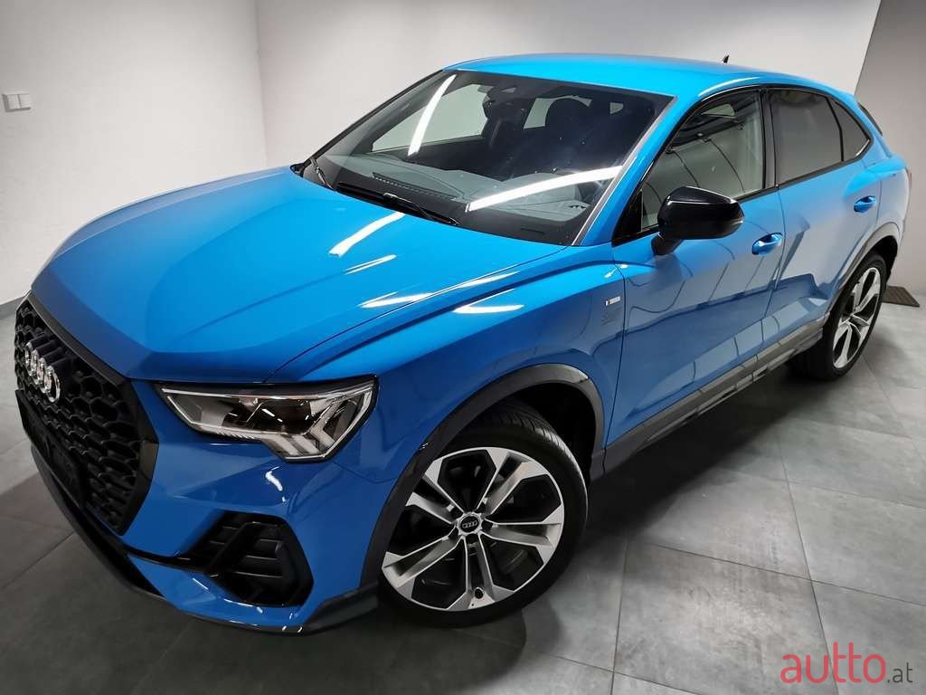 2020' Audi Q3 photo #2