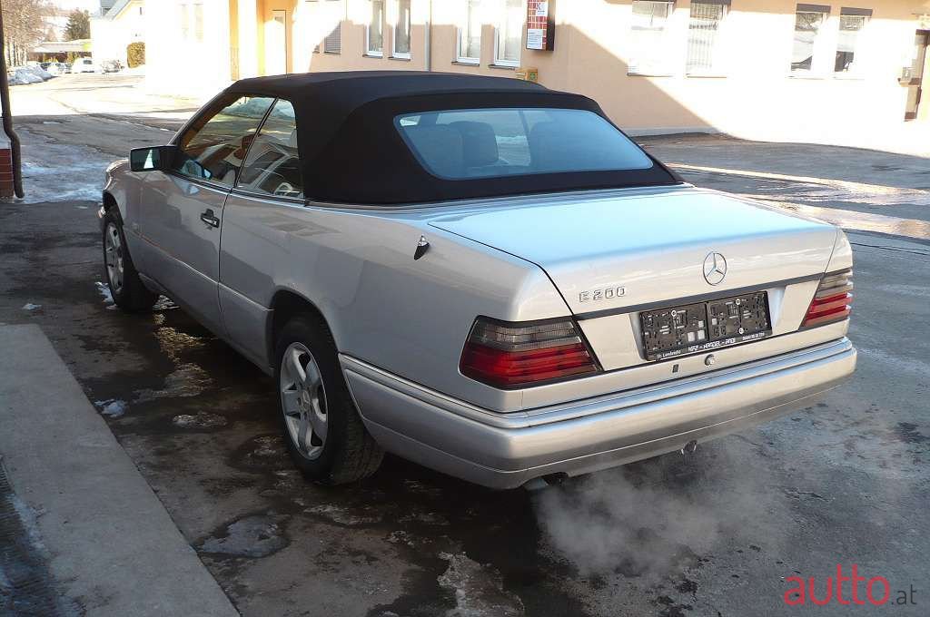 1996' Mercedes-Benz E-Klasse photo #2