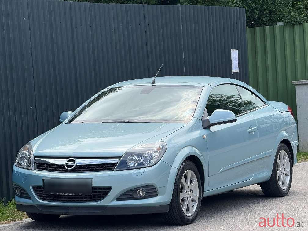 2009' Opel Astra photo #1