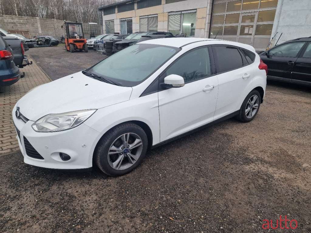 2014' Ford Focus photo #3