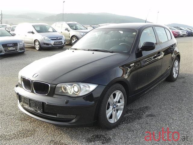 2011' BMW 116 photo #1