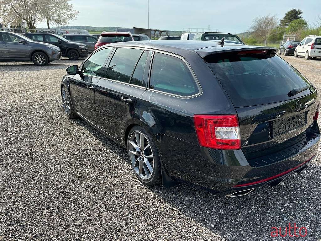 2014' Skoda Octavia photo #6