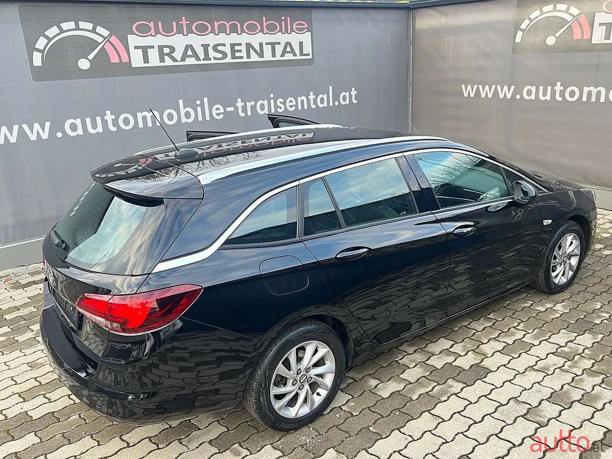 2021' Opel Astra photo #6