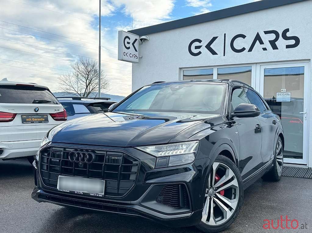 2020' Audi Q8 photo #1