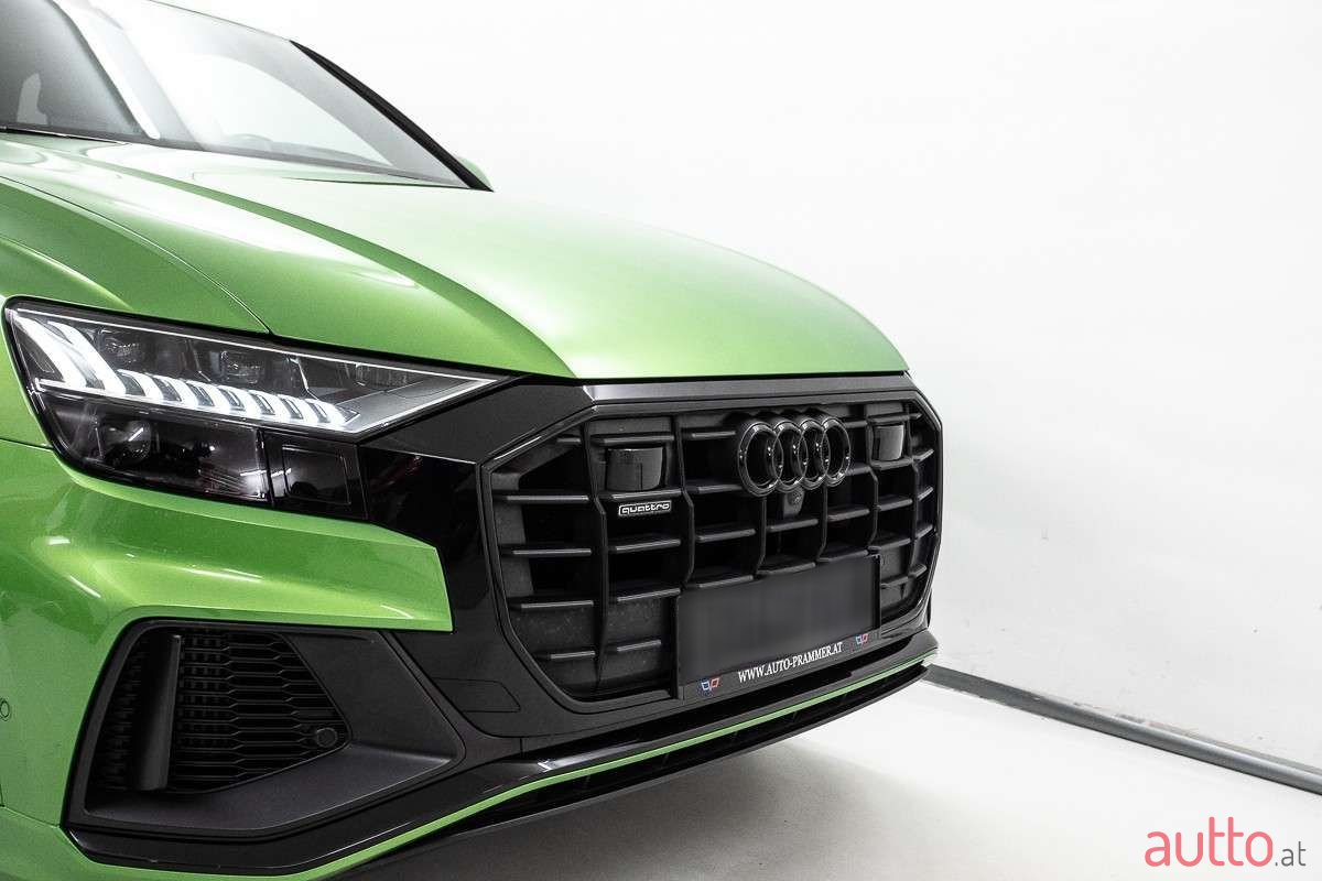 2022' Audi Q8 photo #4