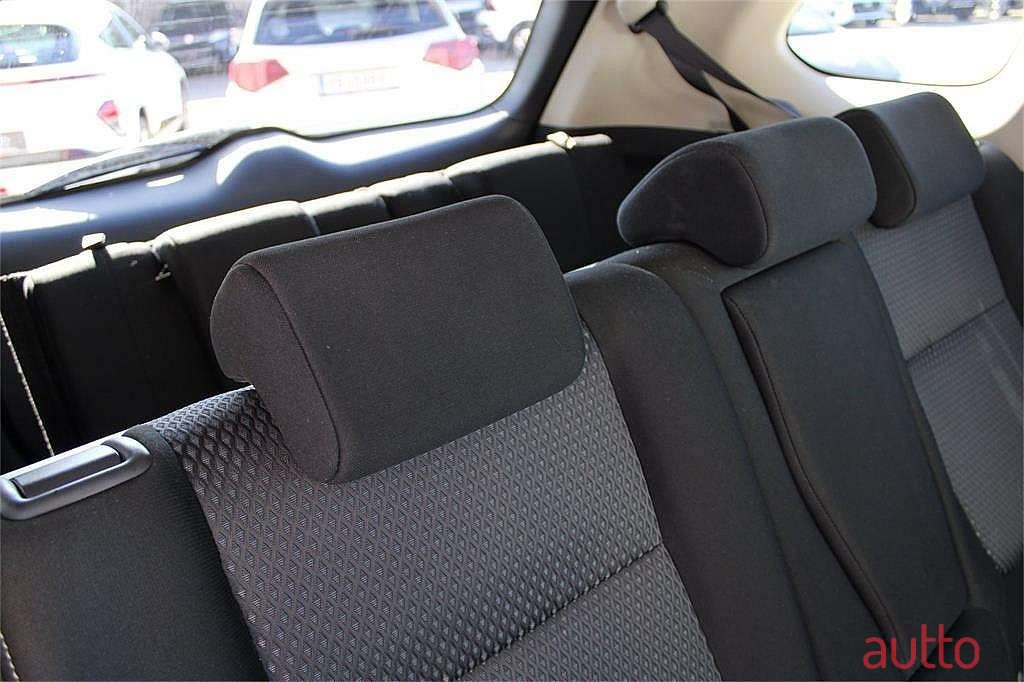 2018' Mitsubishi Outlander photo #3