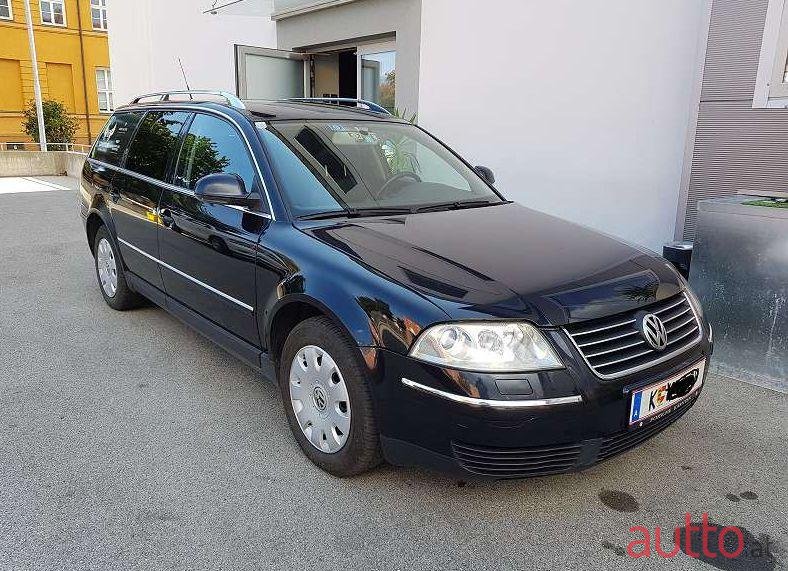 2005' Volkswagen Passat photo #1