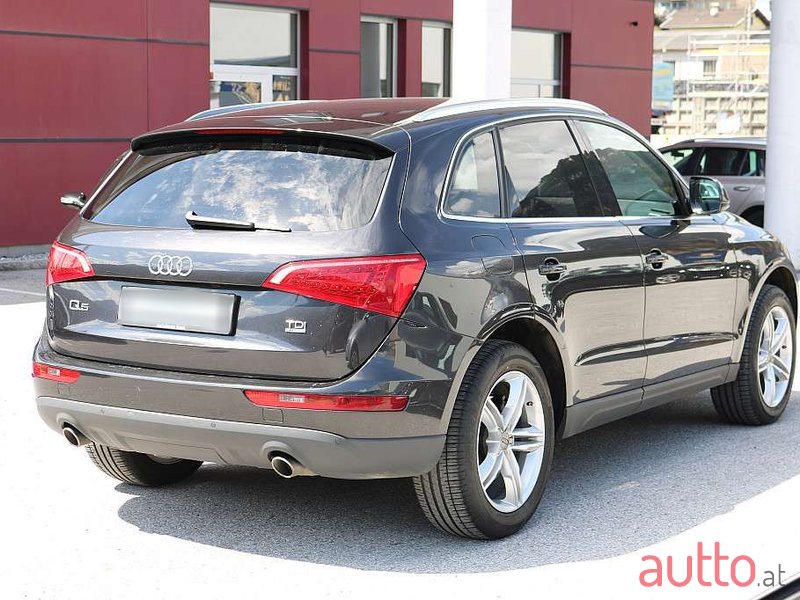 2012' Audi Q5 photo #6