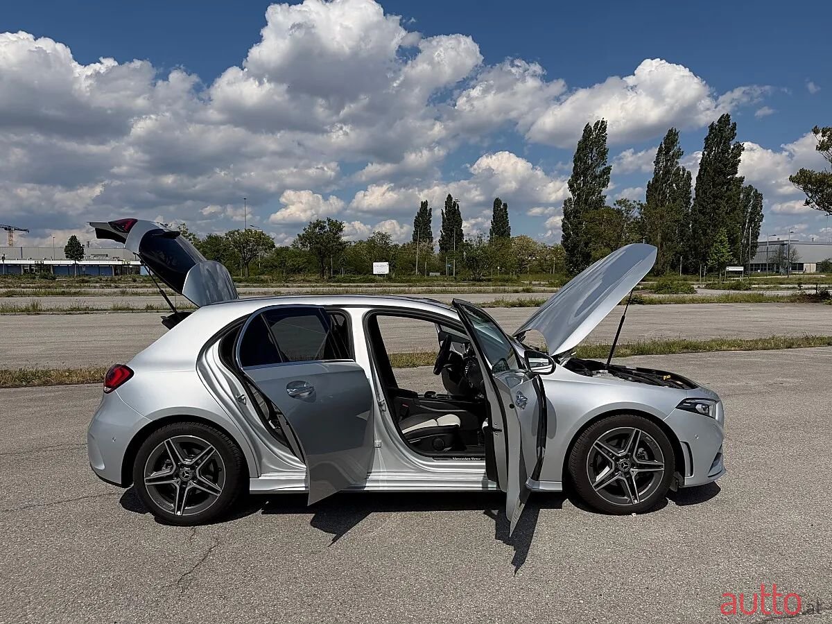2019' Mercedes-Benz A-Klasse photo #2