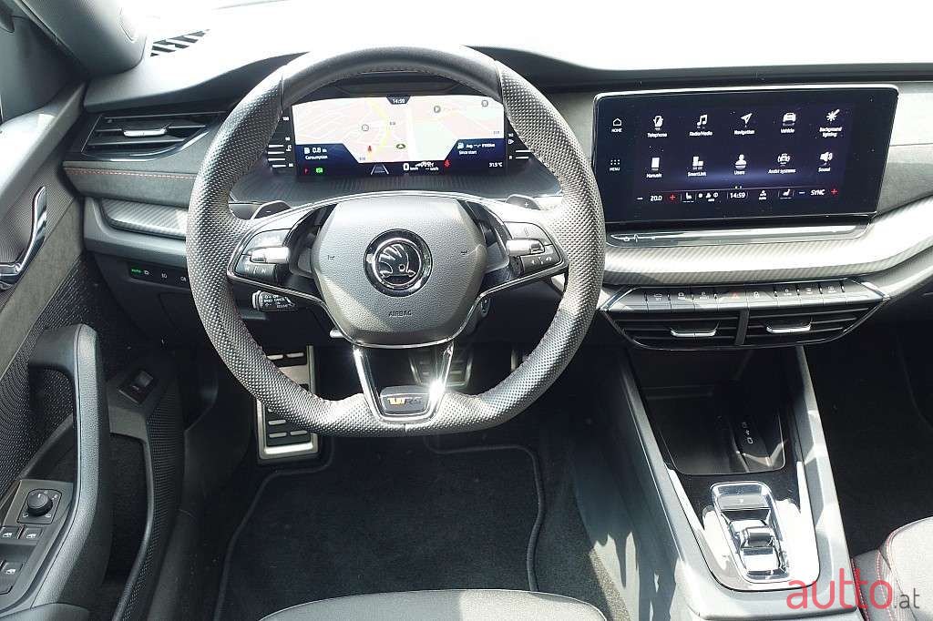 2023' Skoda Octavia photo #4