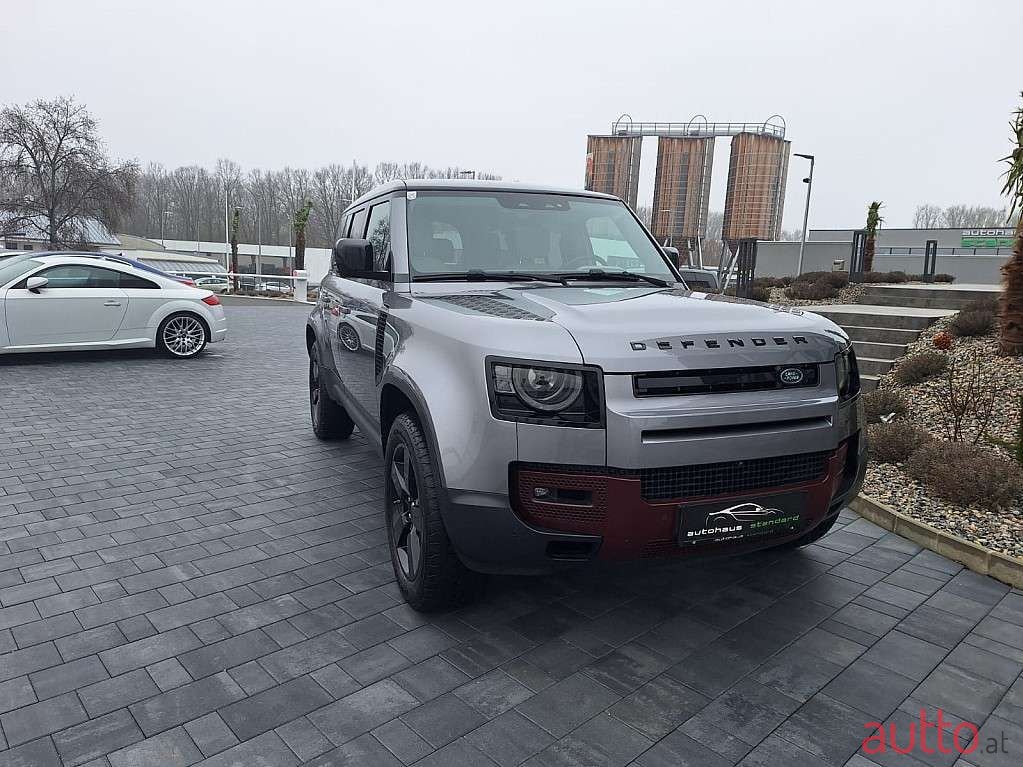 2021' Land Rover Defender photo #3