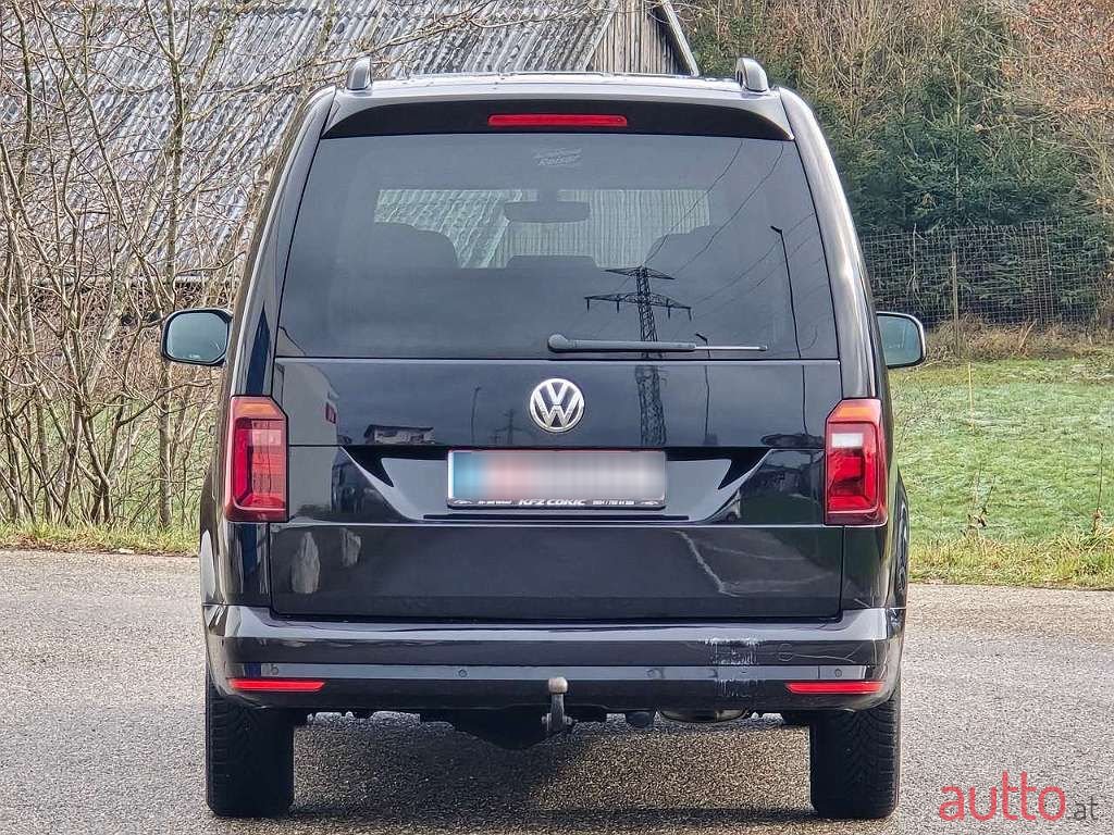 2019' Volkswagen Caddy photo #6