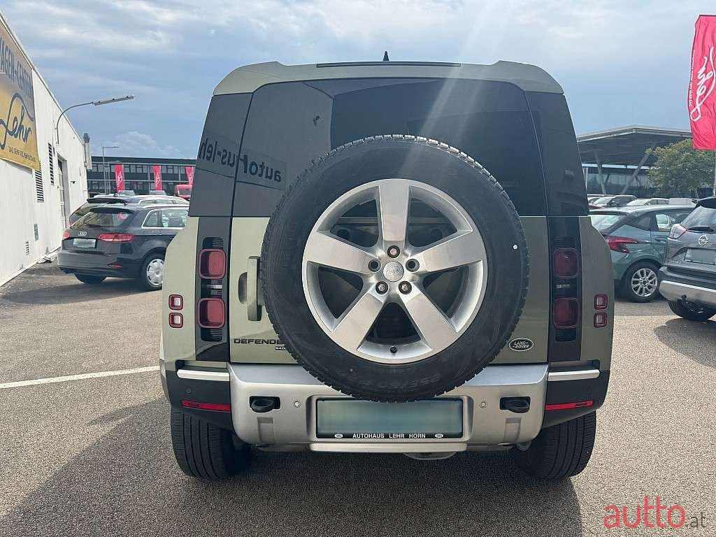 2021' Land Rover Defender photo #4