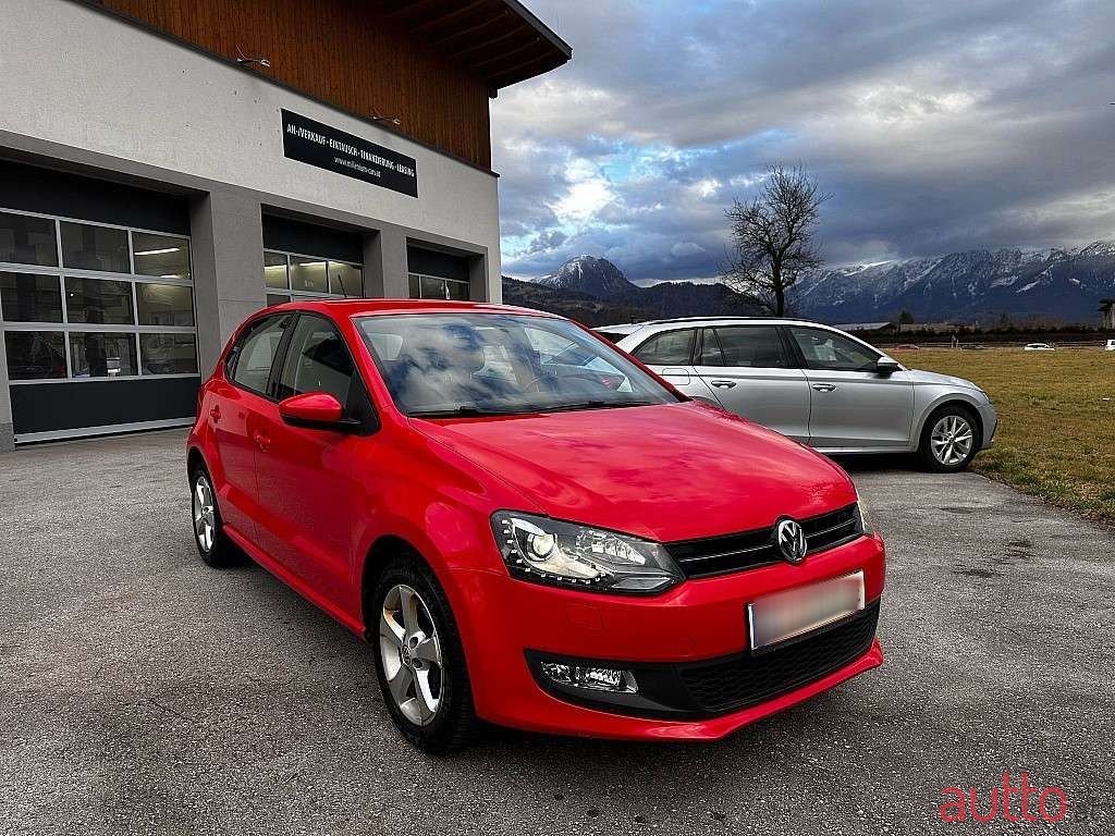 2014' Volkswagen Polo photo #4