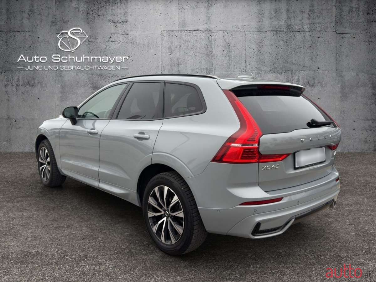 2023' Volvo XC60 photo #4
