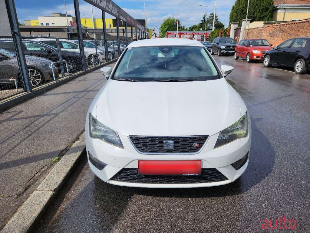 2013' SEAT Leon photo #4