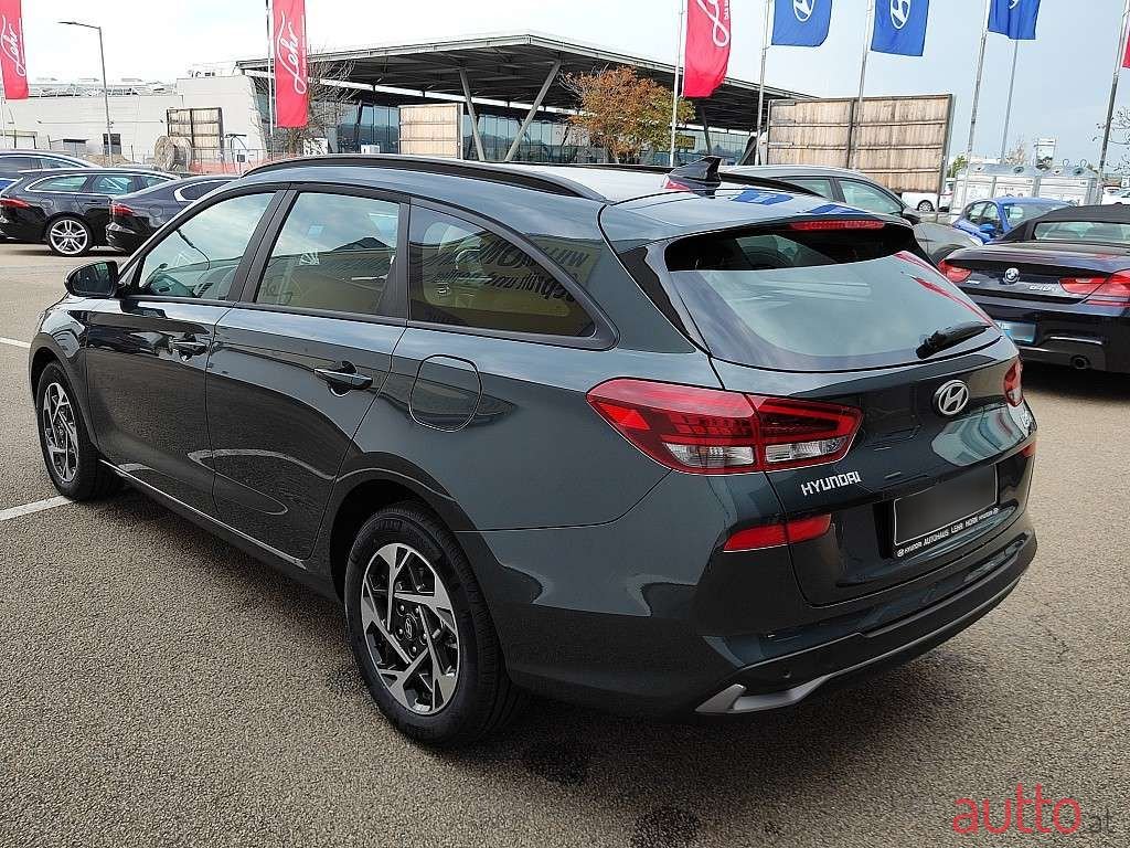 2024' Hyundai i30 photo #6