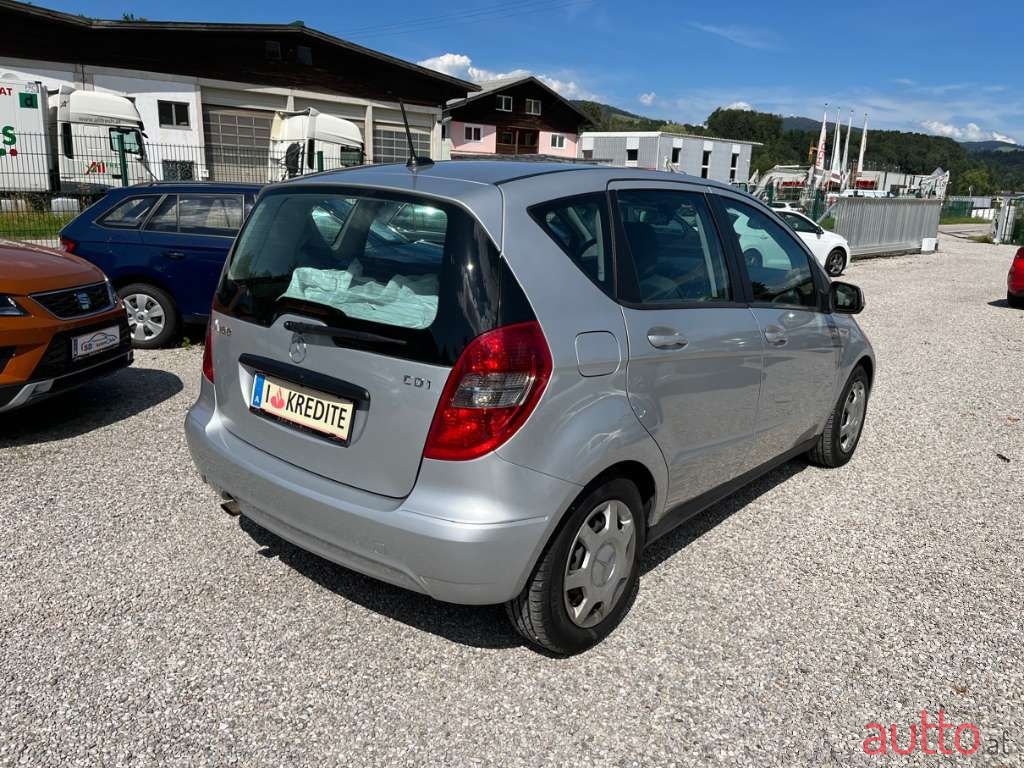 2012' Mercedes-Benz A-Klasse photo #6