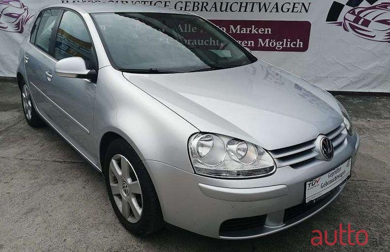 2008' Volkswagen Golf photo #1