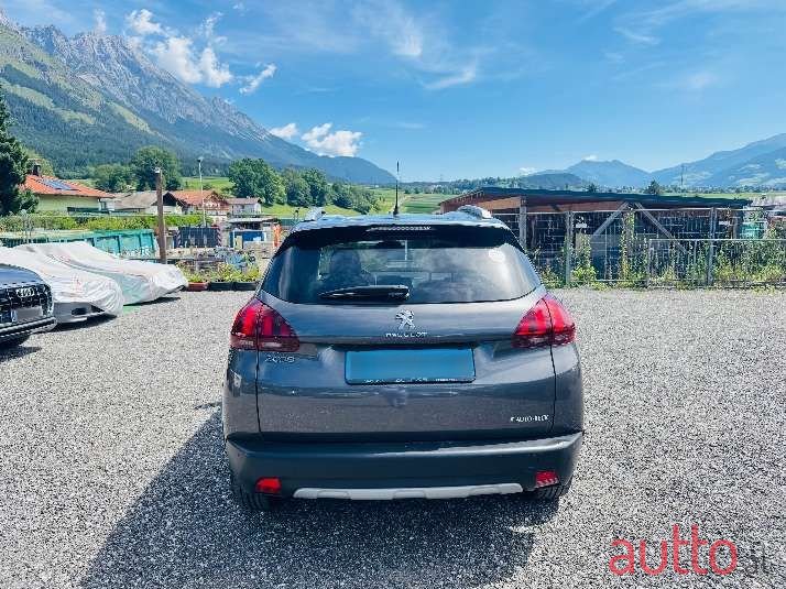2019' Peugeot 2008 photo #5