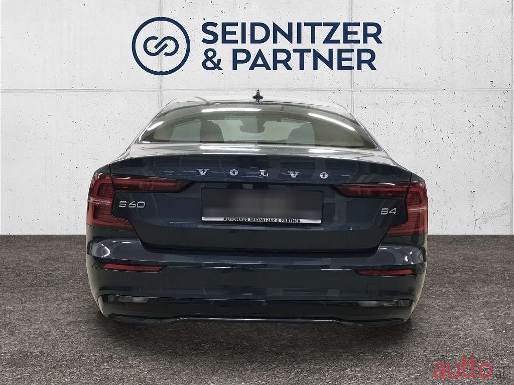 2023' Volvo S60 photo #5