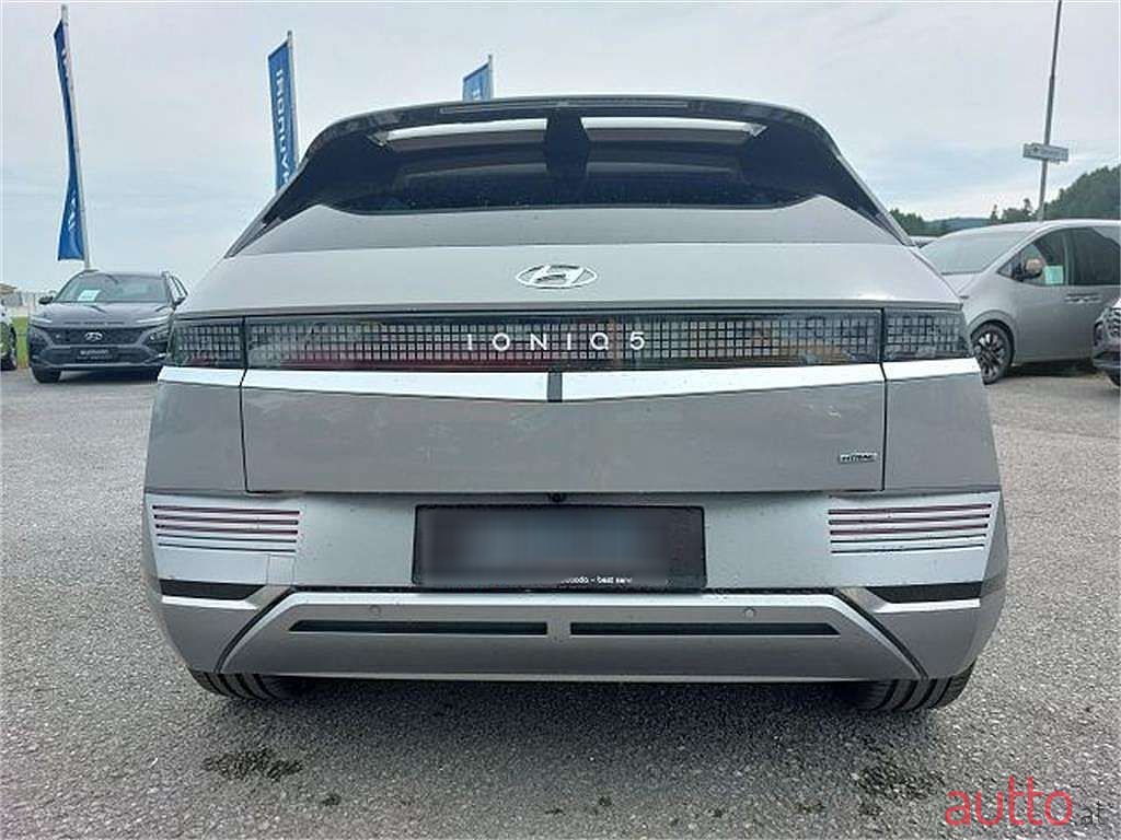 2023' Hyundai Ioniq photo #3