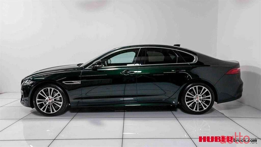 2023' Jaguar XF photo #3