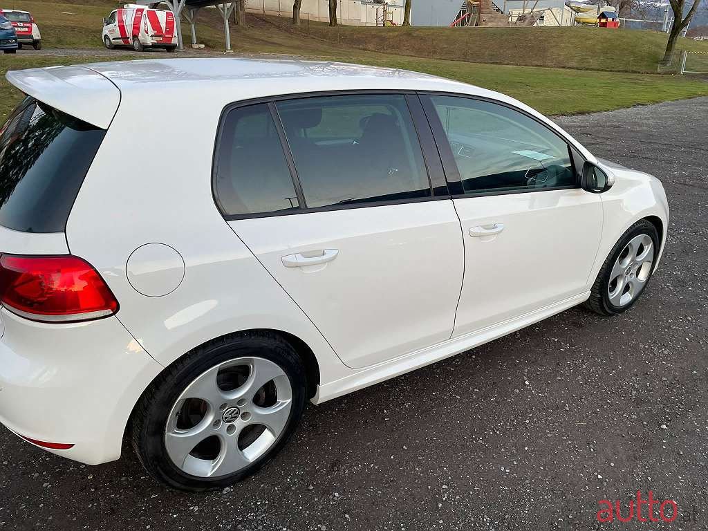 2012' Volkswagen Golf photo #5